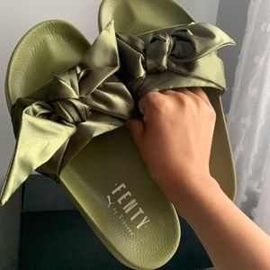 Fenty Puma Slides